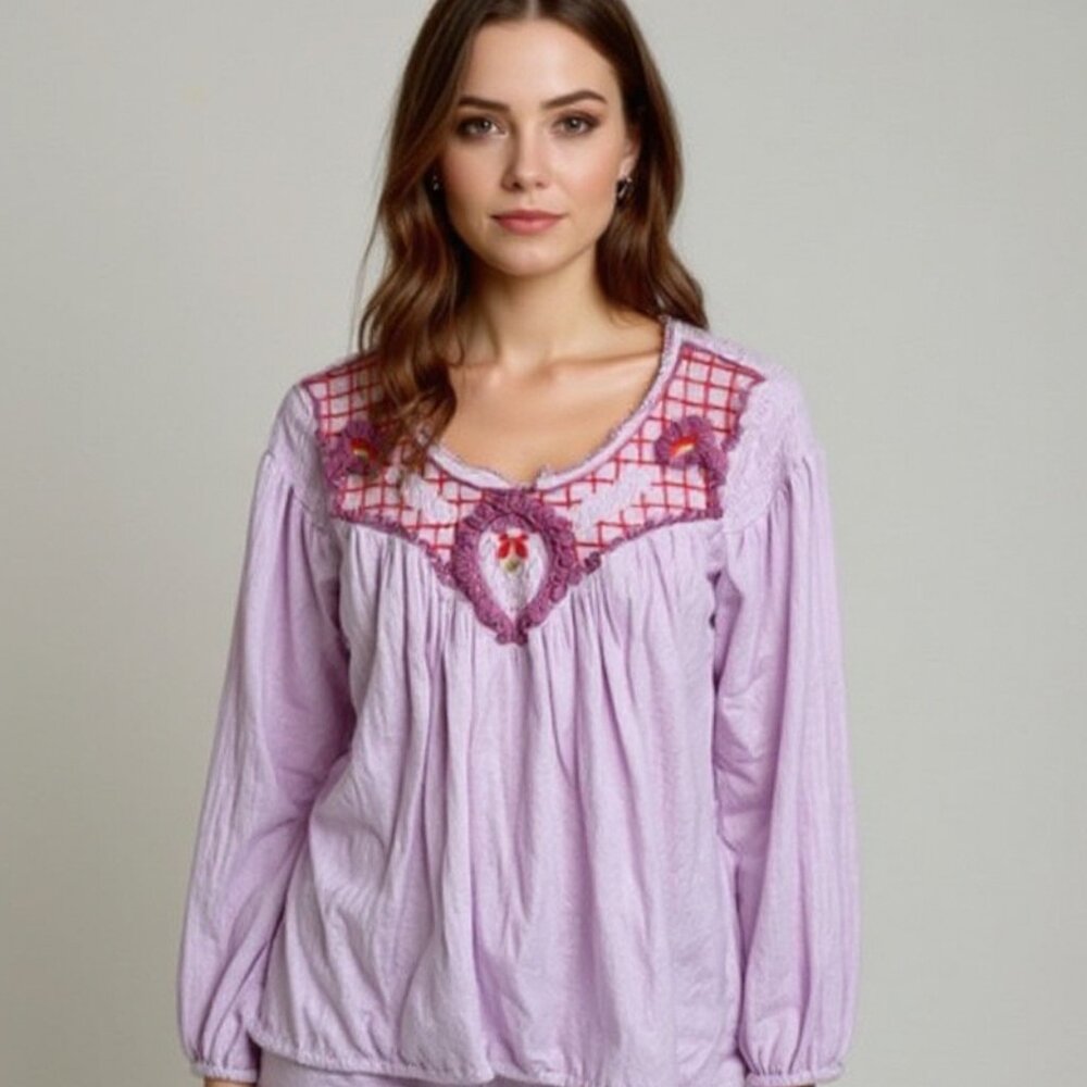 FREE PEOPLE Lavender Purple Floral Embroidered Bohemian Top Blouse Size Small